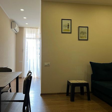 Cosy Apartment Near The Sea Batumi Kültér fotó